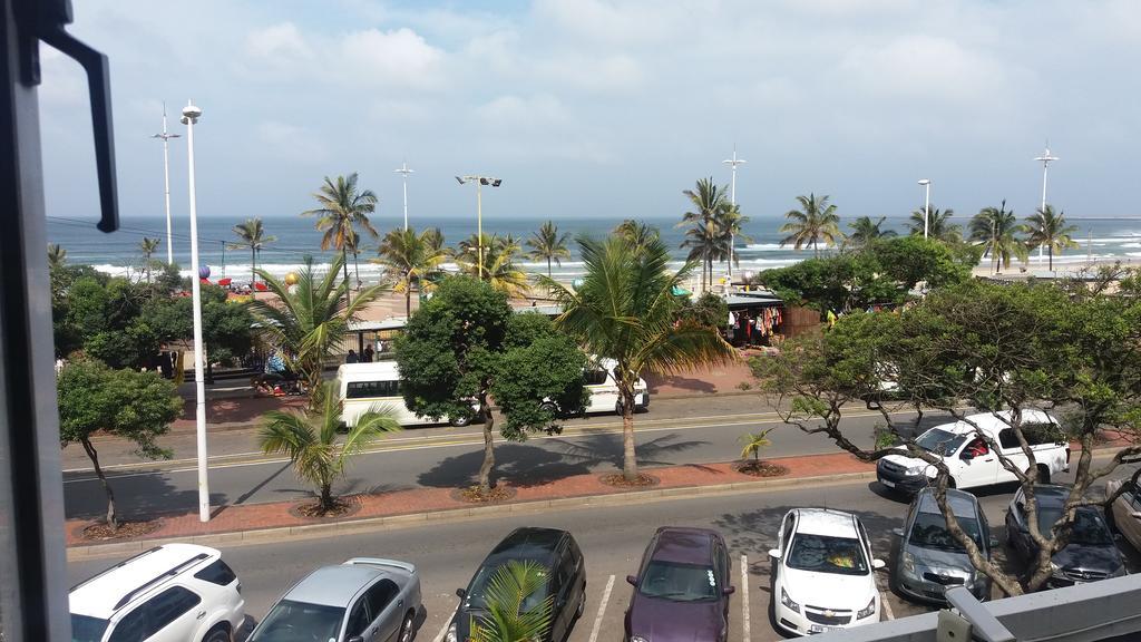 The Balmoral Hotel Durban Exterior photo